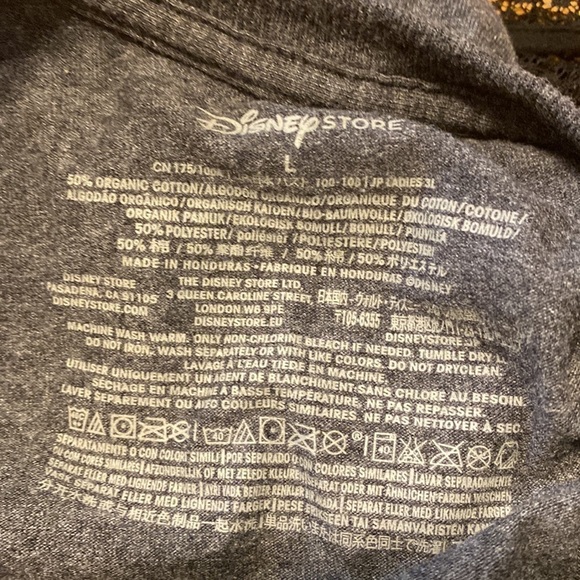 🍍 3/30 Disney size large - Picture 4 of 4